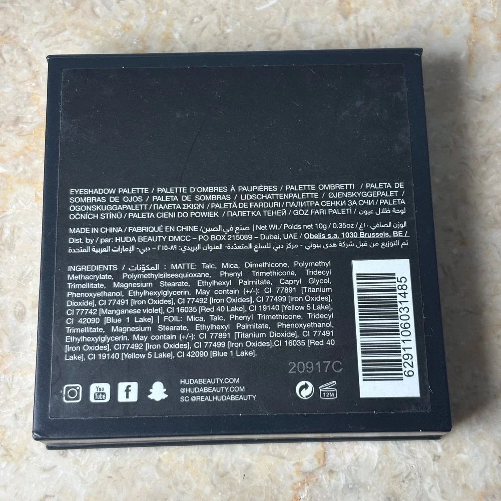HUDA BEAUTY new without